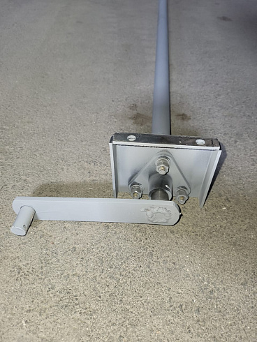 Вал задний щеточного механизма К527: купить в Воронеже