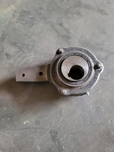 Подшипниковый узел главного вала с эксцентриком К-527,К547: купить в Воронеже