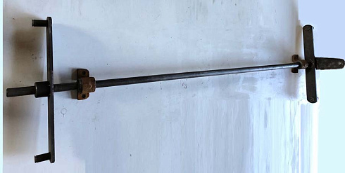 Вал привода щеток ЗВТ 87.020 (ЗВС-20А): купить в Воронеже