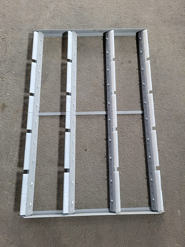 Рамка щеточная К 547/К 527 НРС (в сборе со скребками): купить в Воронеже